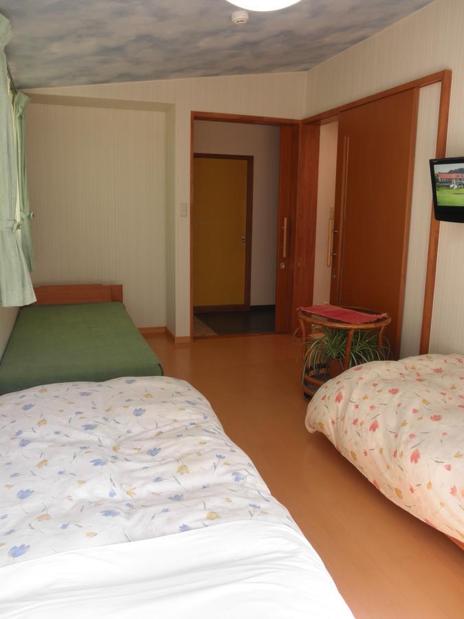 Pension Lausanne Fujikawaguchiko Exterior foto